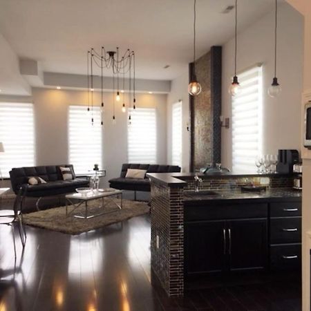 Luxury Three Story Apartment In Short North 콜럼버스 외부 사진