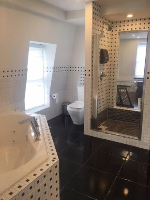 Luxury Three Story Apartment In Short North 콜럼버스 외부 사진