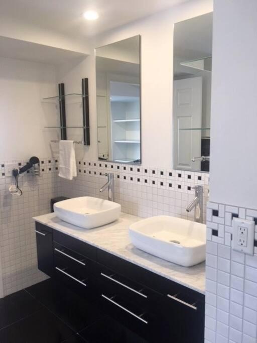 Luxury Three Story Apartment In Short North 콜럼버스 외부 사진